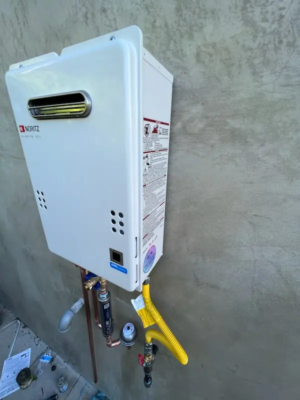 Tankless water heater installation for Glen Karn homes